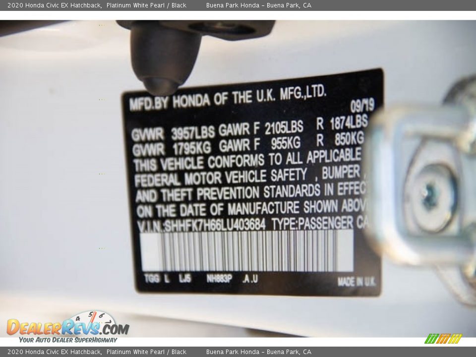 2020 Honda Civic EX Hatchback Platinum White Pearl / Black Photo #28