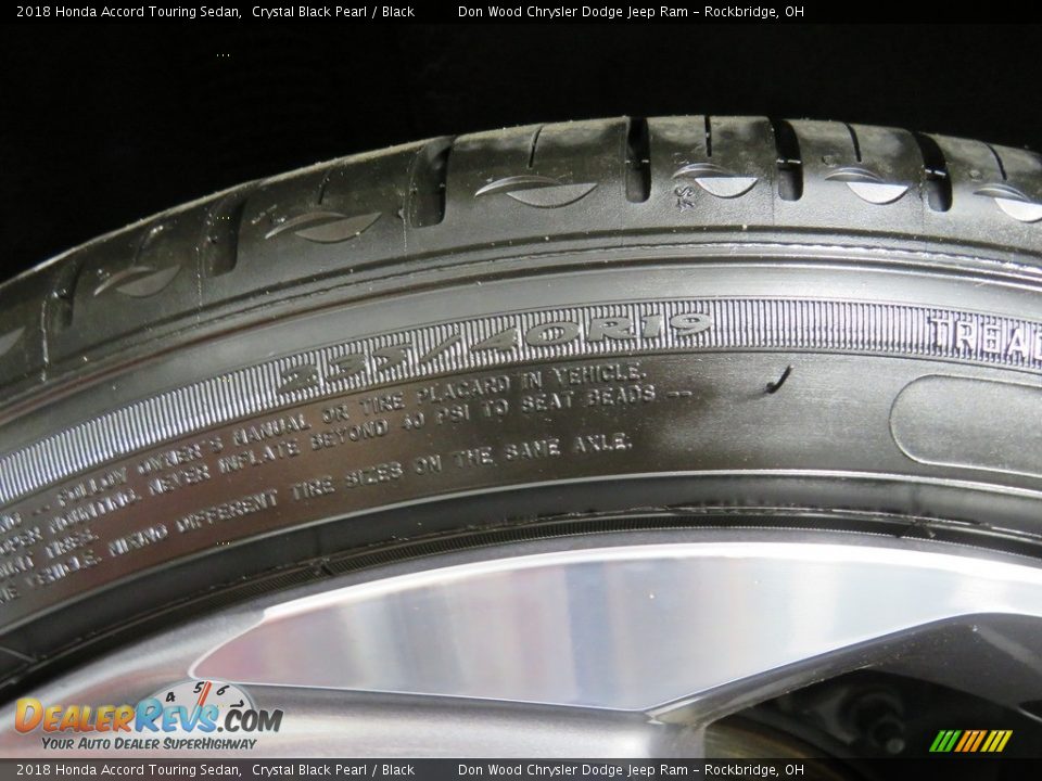 2018 Honda Accord Touring Sedan Crystal Black Pearl / Black Photo #19