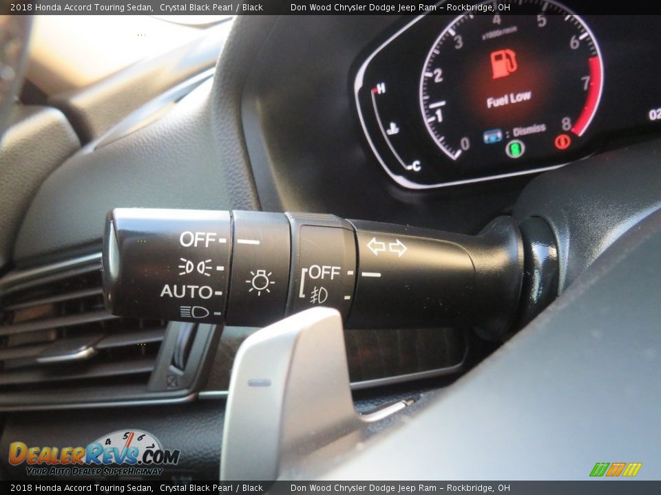 2018 Honda Accord Touring Sedan Crystal Black Pearl / Black Photo #25