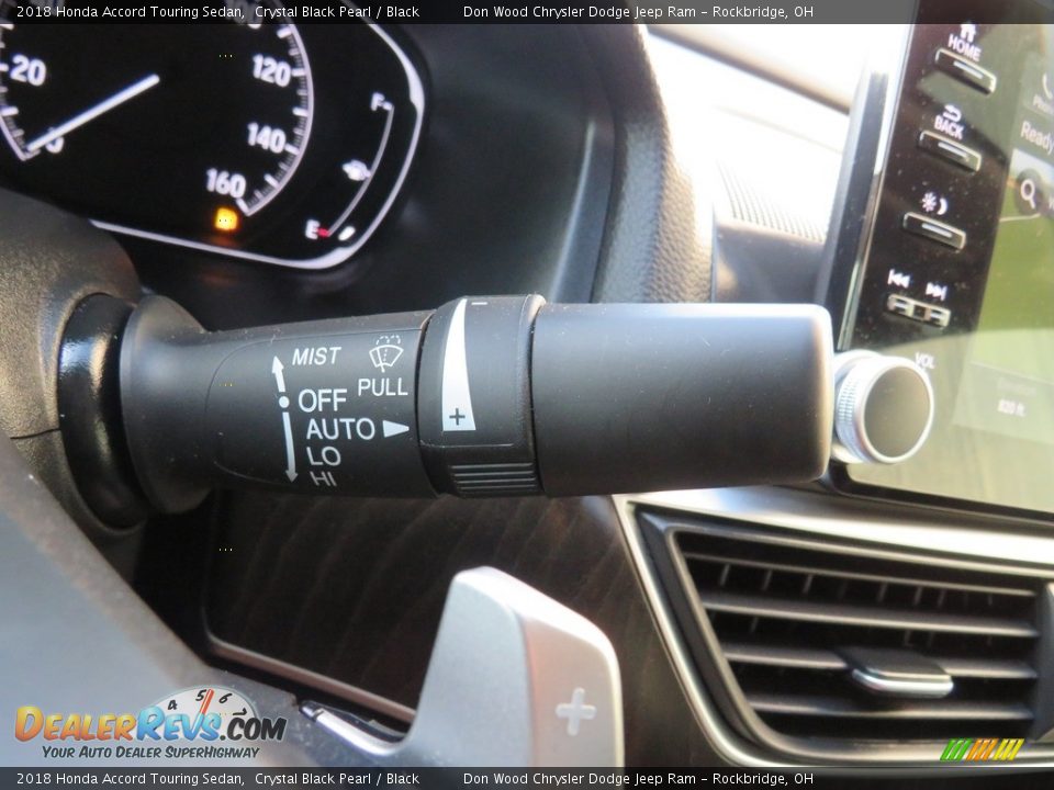2018 Honda Accord Touring Sedan Crystal Black Pearl / Black Photo #28