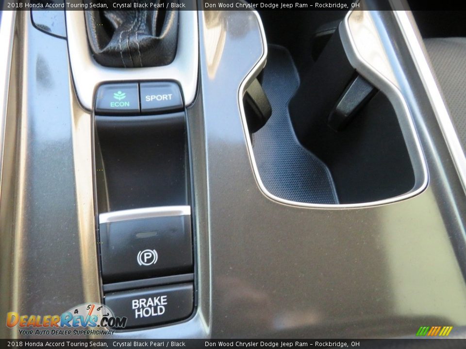 2018 Honda Accord Touring Sedan Crystal Black Pearl / Black Photo #31