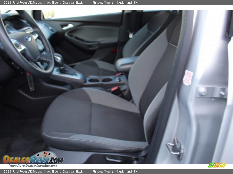 2013 Ford Focus SE Sedan Ingot Silver / Charcoal Black Photo #12