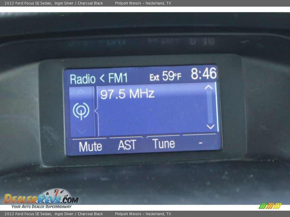 2013 Ford Focus SE Sedan Ingot Silver / Charcoal Black Photo #17