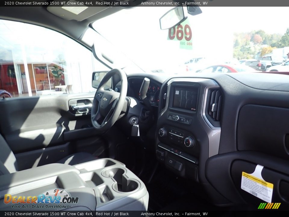 2020 Chevrolet Silverado 1500 WT Crew Cab 4x4 Red Hot / Jet Black Photo #4