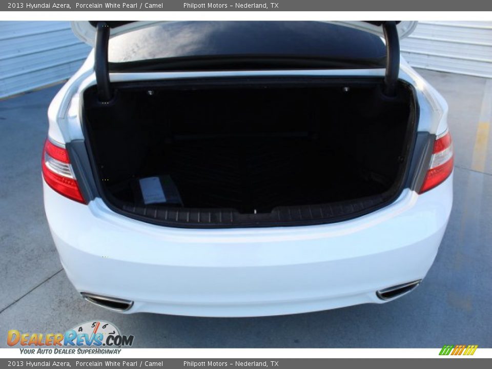 2013 Hyundai Azera Porcelain White Pearl / Camel Photo #25