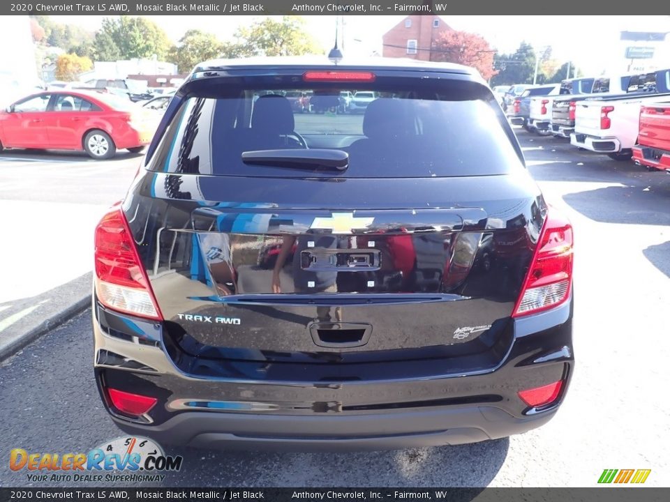2020 Chevrolet Trax LS AWD Mosaic Black Metallic / Jet Black Photo #5