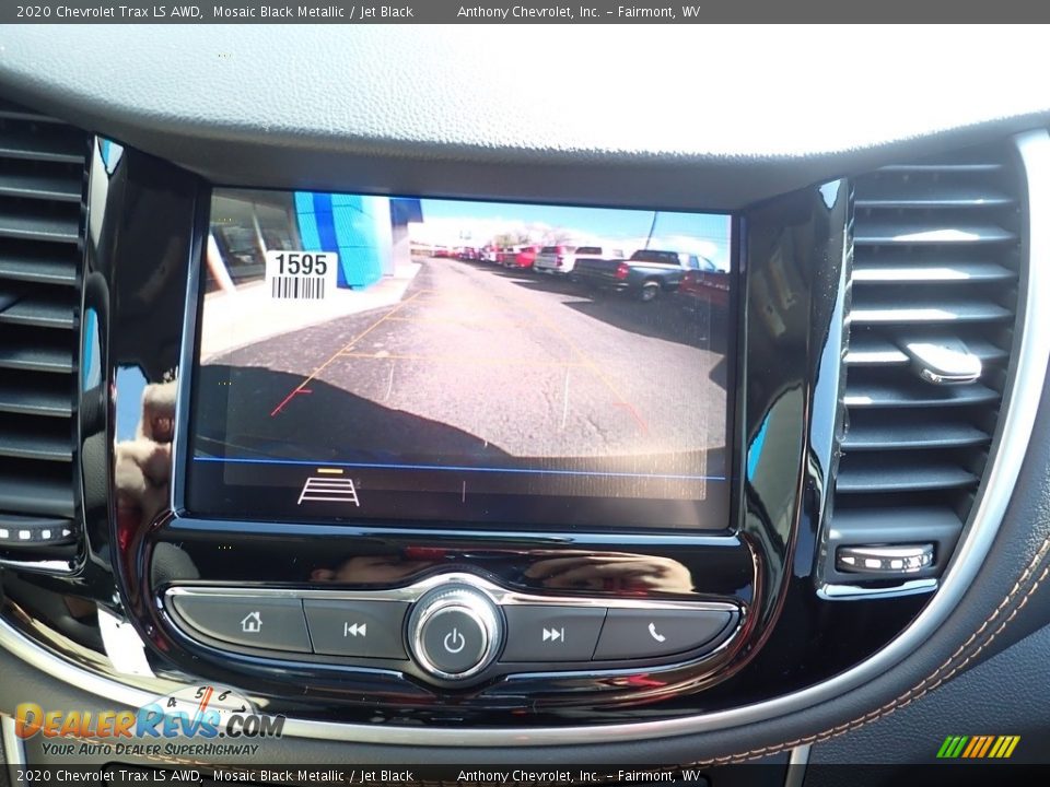 2020 Chevrolet Trax LS AWD Mosaic Black Metallic / Jet Black Photo #17