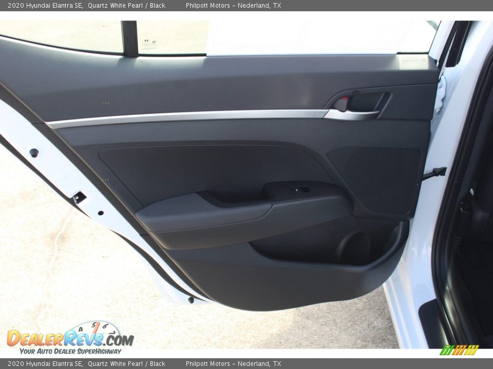 2020 Hyundai Elantra SE Quartz White Pearl / Black Photo #18