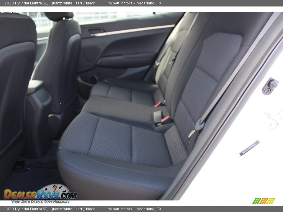 2020 Hyundai Elantra SE Quartz White Pearl / Black Photo #19