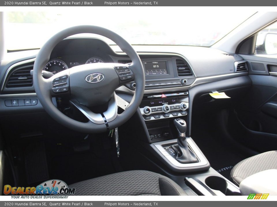 2020 Hyundai Elantra SE Quartz White Pearl / Black Photo #20