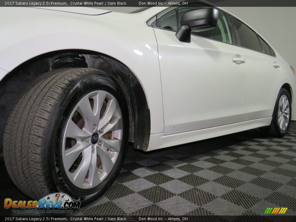 2017 Subaru Legacy 2.5i Premium Crystal White Pearl / Slate Black Photo #8
