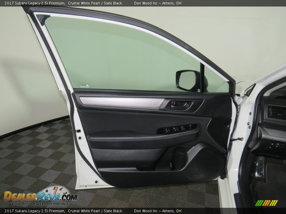 2017 Subaru Legacy 2.5i Premium Crystal White Pearl / Slate Black Photo #16