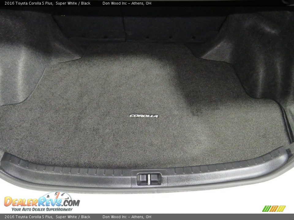 2016 Toyota Corolla S Plus Super White / Black Photo #13