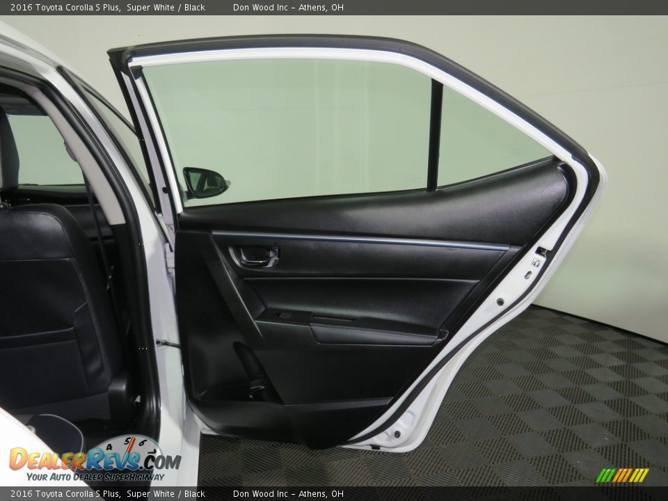 2016 Toyota Corolla S Plus Super White / Black Photo #23