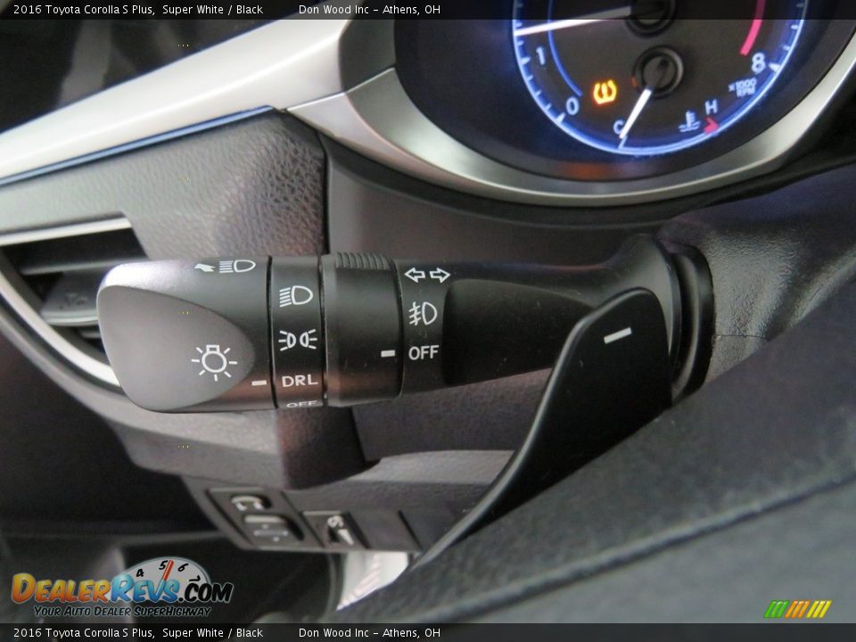 2016 Toyota Corolla S Plus Super White / Black Photo #30