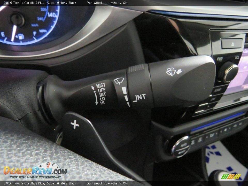 2016 Toyota Corolla S Plus Super White / Black Photo #31