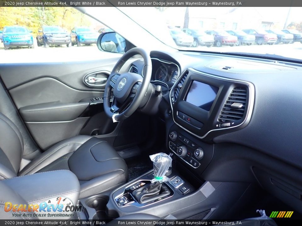 2020 Jeep Cherokee Altitude 4x4 Bright White / Black Photo #12