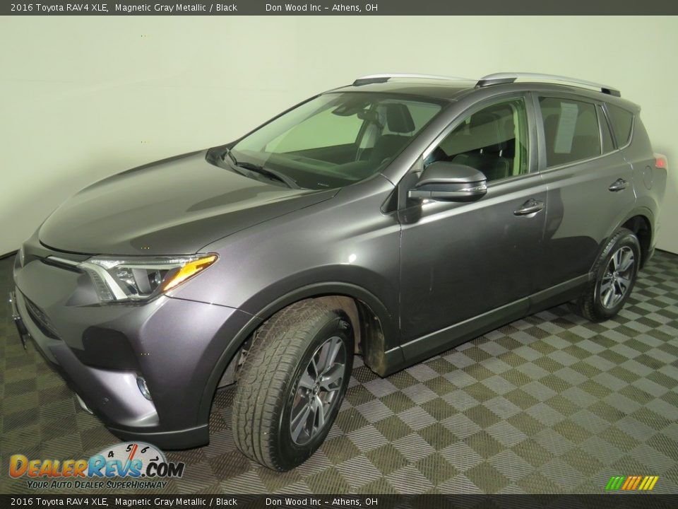 2016 Toyota RAV4 XLE Magnetic Gray Metallic / Black Photo #7