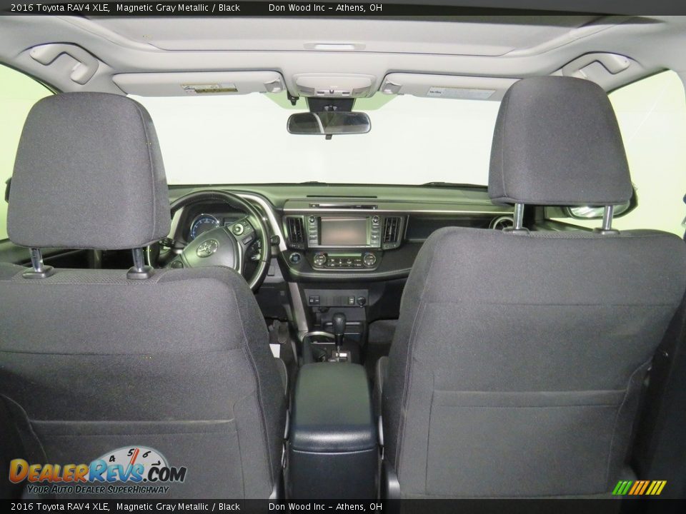 2016 Toyota RAV4 XLE Magnetic Gray Metallic / Black Photo #14