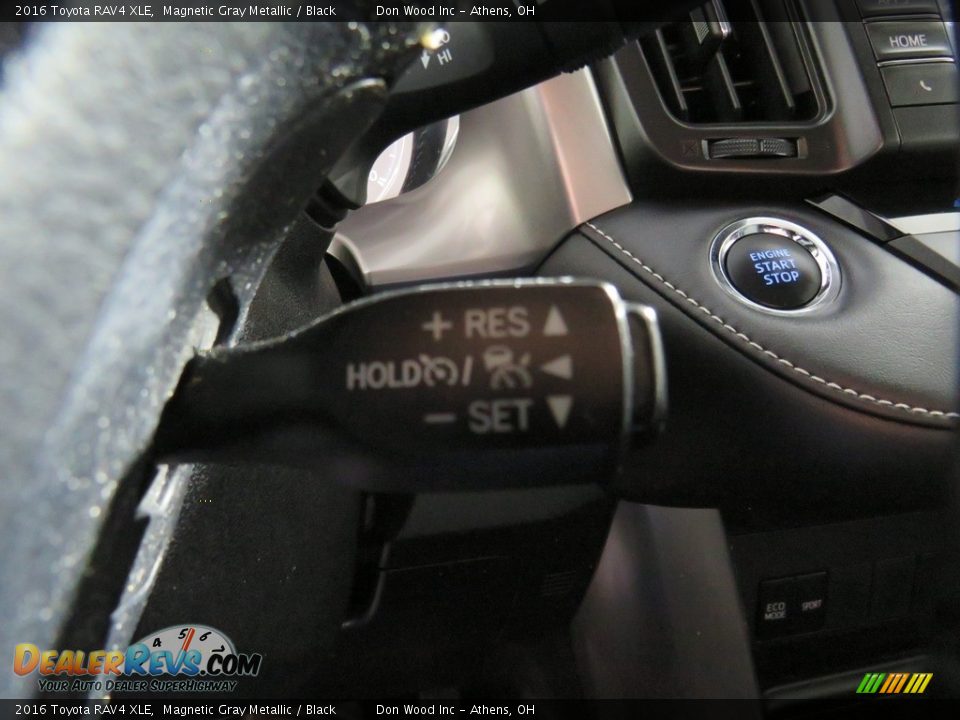 2016 Toyota RAV4 XLE Magnetic Gray Metallic / Black Photo #34