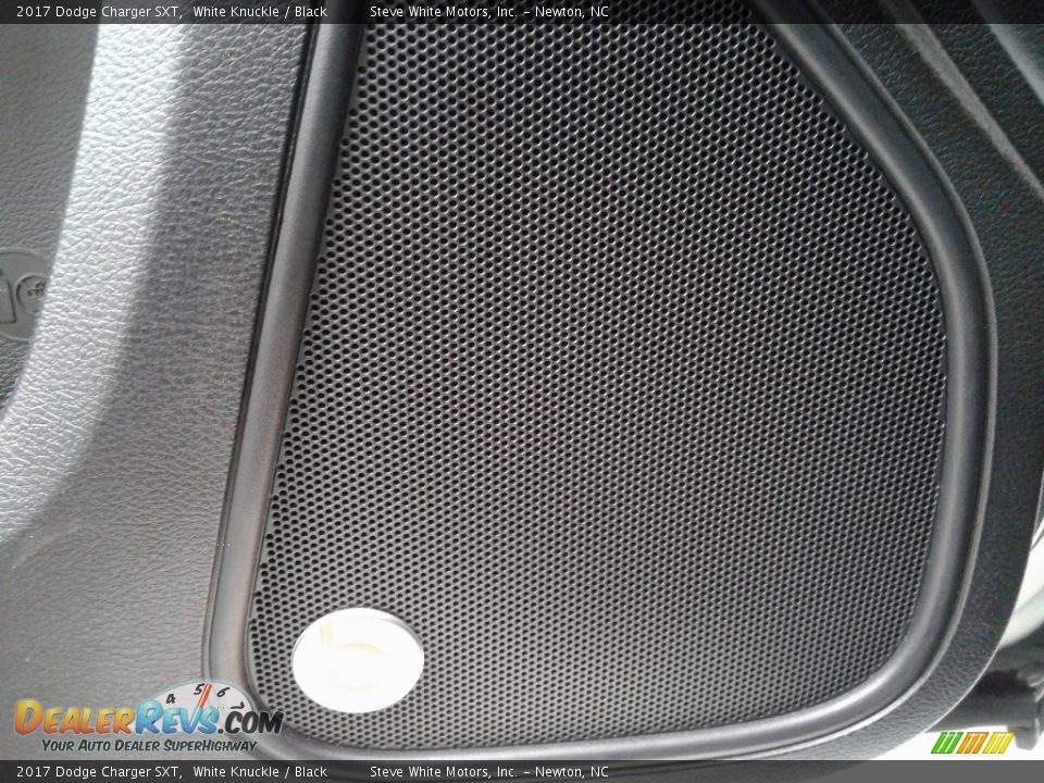 2017 Dodge Charger SXT White Knuckle / Black Photo #10