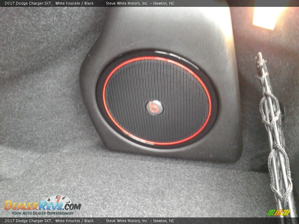 2017 Dodge Charger SXT White Knuckle / Black Photo #14