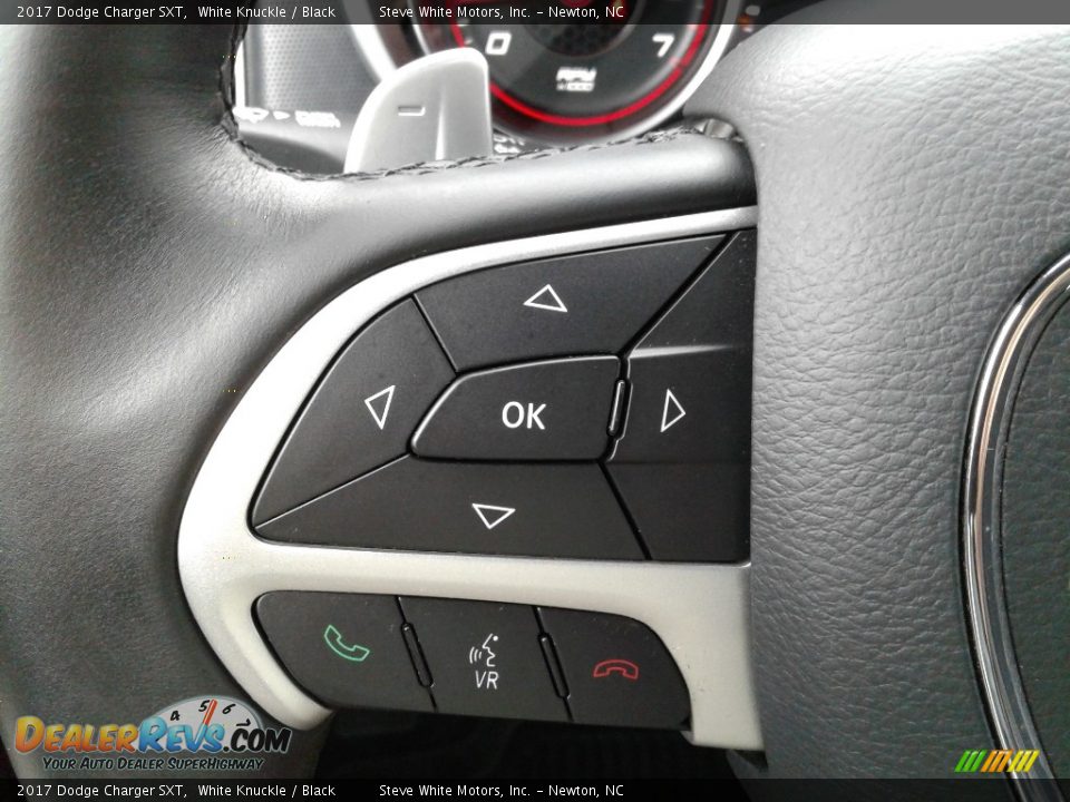 2017 Dodge Charger SXT White Knuckle / Black Photo #18