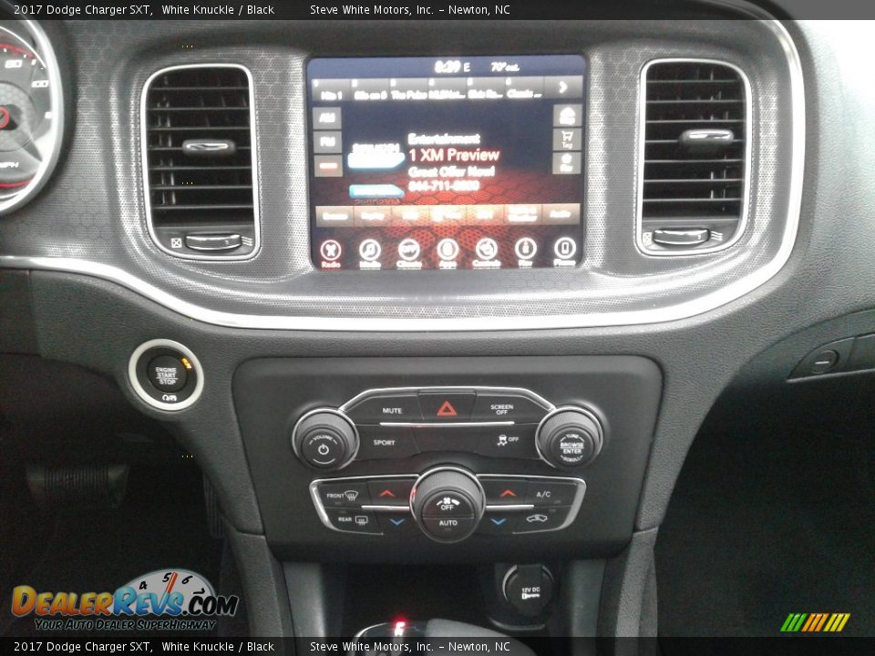 2017 Dodge Charger SXT White Knuckle / Black Photo #21