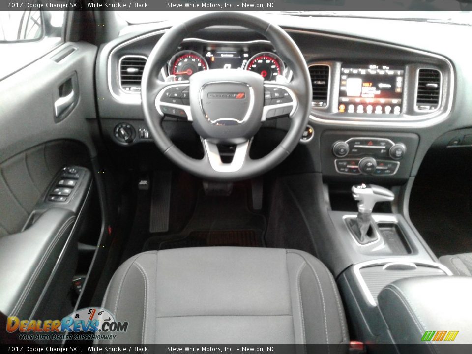 2017 Dodge Charger SXT White Knuckle / Black Photo #31