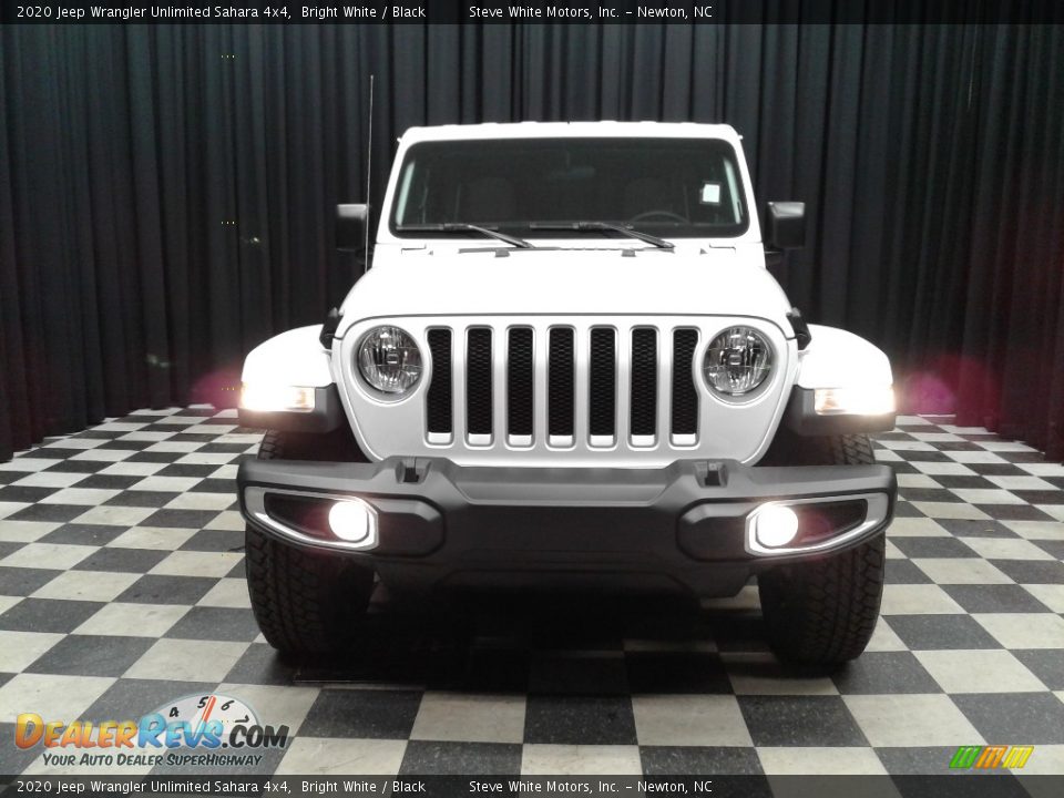 2020 Jeep Wrangler Unlimited Sahara 4x4 Bright White / Black Photo #3