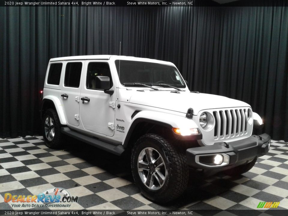 2020 Jeep Wrangler Unlimited Sahara 4x4 Bright White / Black Photo #4