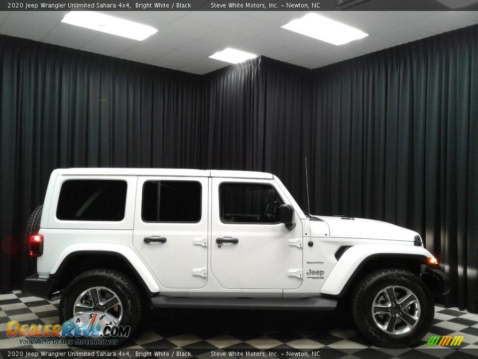 2020 Jeep Wrangler Unlimited Sahara 4x4 Bright White / Black Photo #5