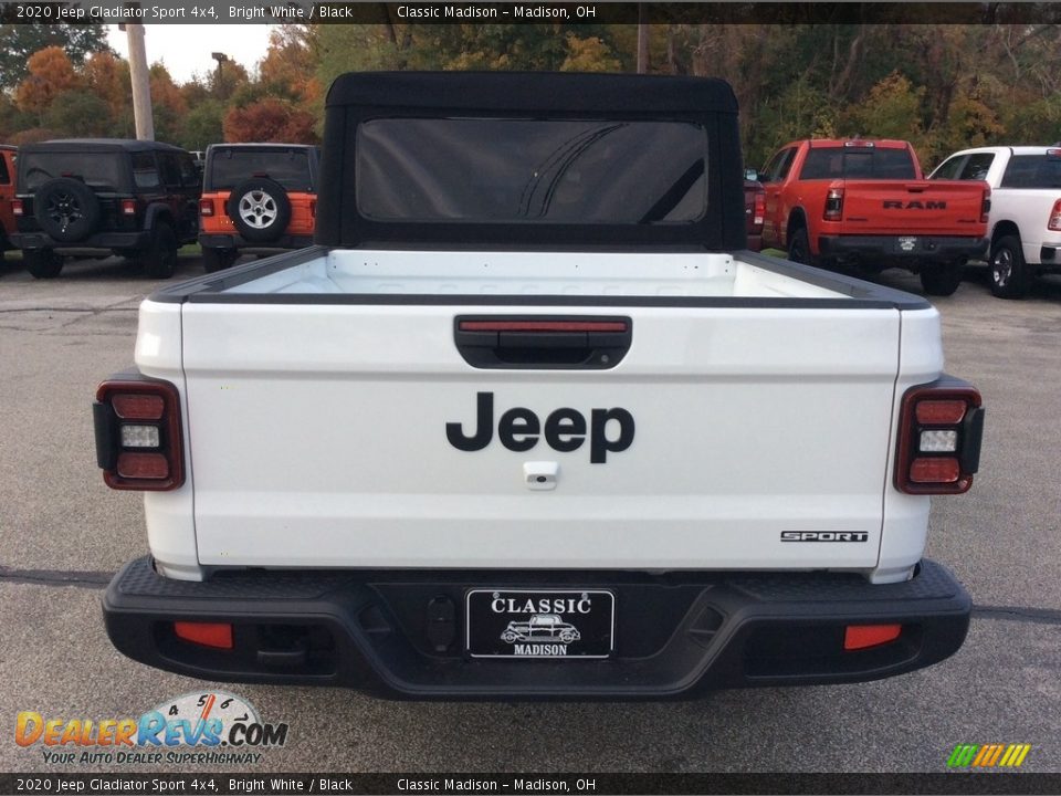 2020 Jeep Gladiator Sport 4x4 Bright White / Black Photo #8