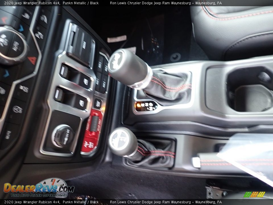 2020 Jeep Wrangler Rubicon 4x4 Shifter Photo #19