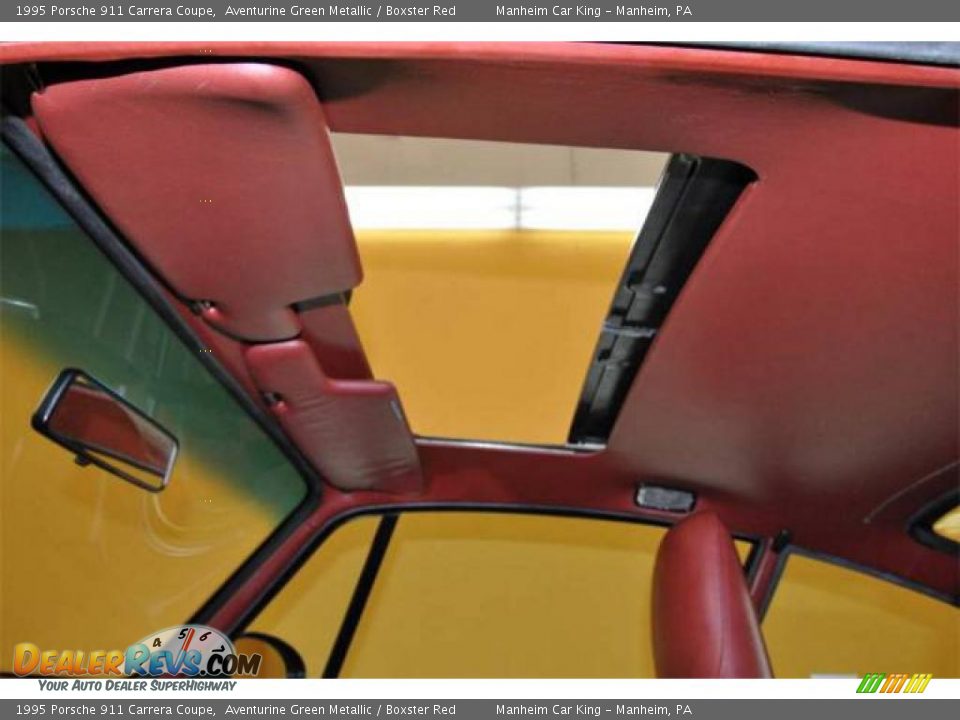 1995 Porsche 911 Carrera Coupe Aventurine Green Metallic / Boxster Red Photo #12