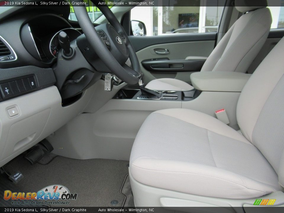 2019 Kia Sedona L Silky Silver / Dark Graphite Photo #11