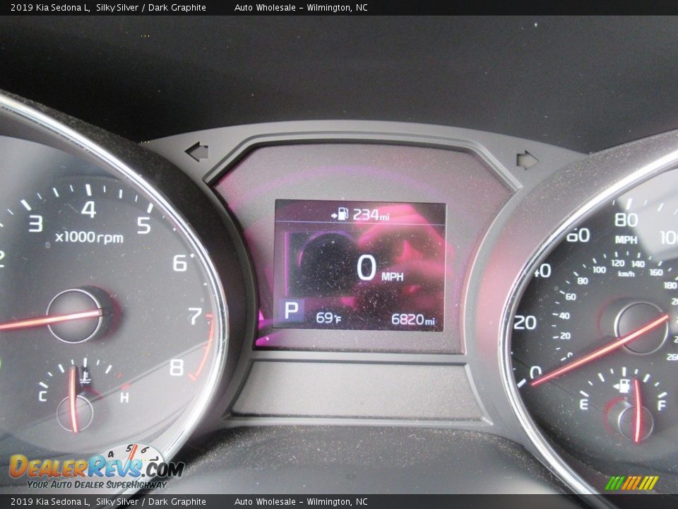 2019 Kia Sedona L Silky Silver / Dark Graphite Photo #16