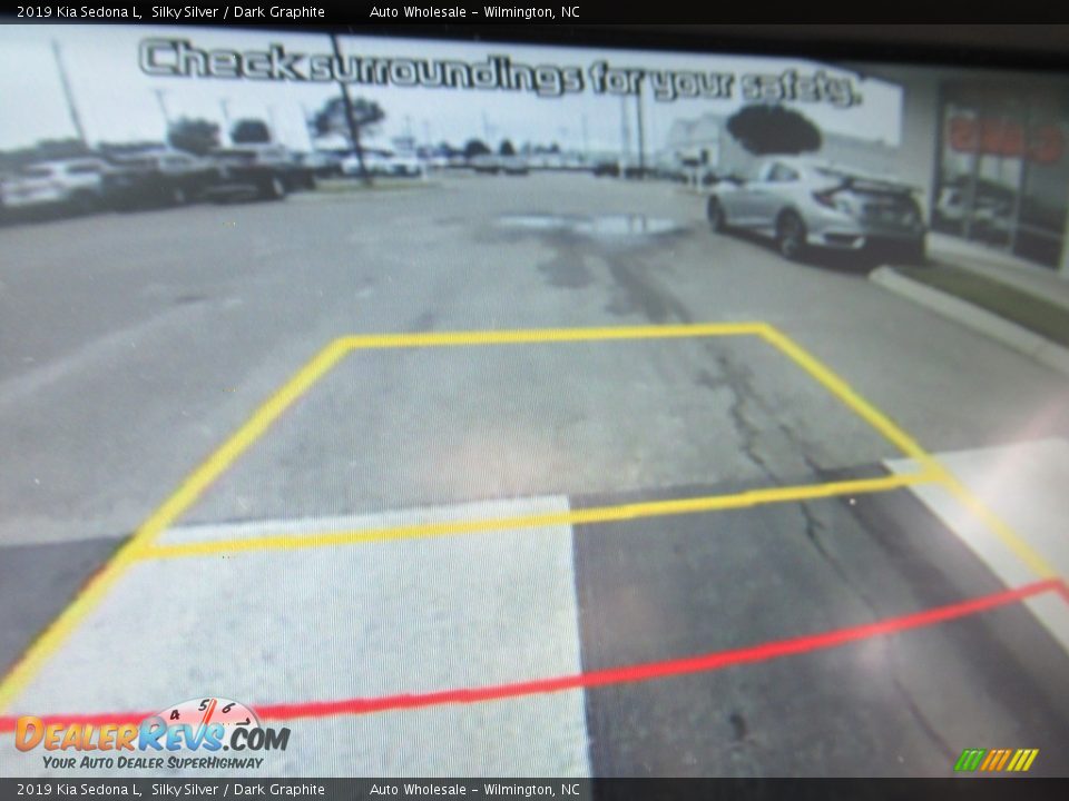 2019 Kia Sedona L Silky Silver / Dark Graphite Photo #18