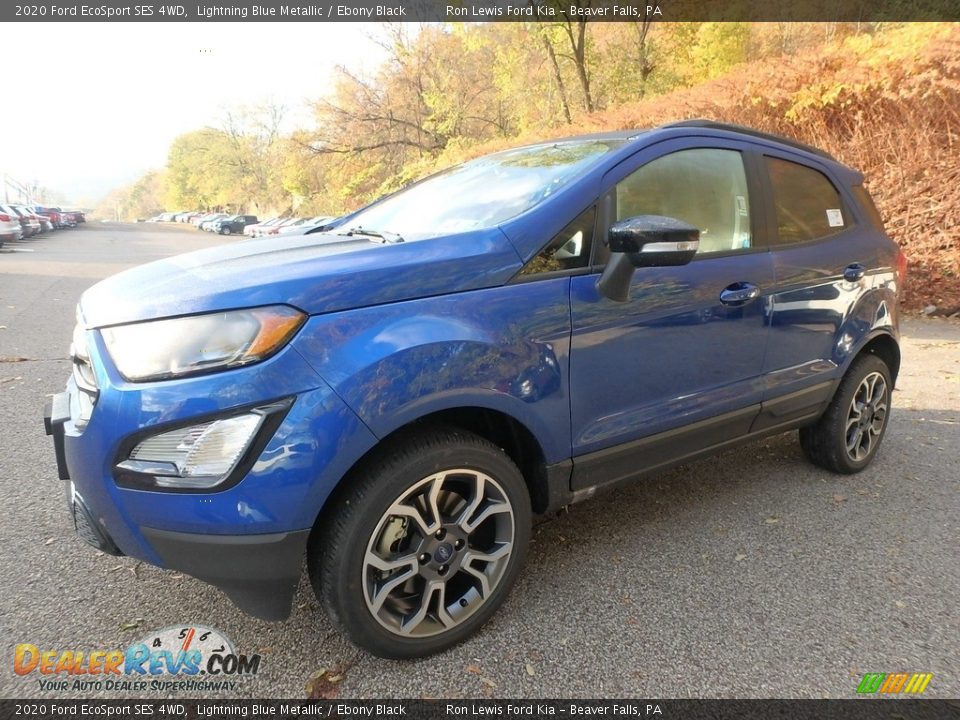 Front 3/4 View of 2020 Ford EcoSport SES 4WD Photo #7