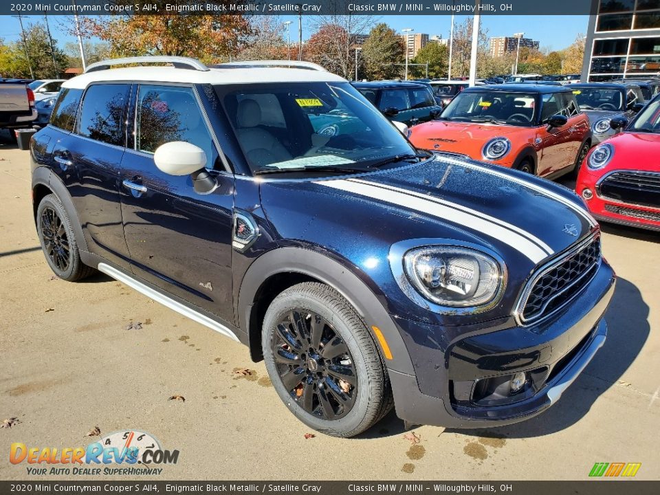 Front 3/4 View of 2020 Mini Countryman Cooper S All4 Photo #1