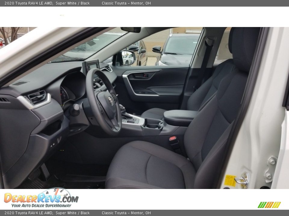 2020 Toyota RAV4 LE AWD Super White / Black Photo #2