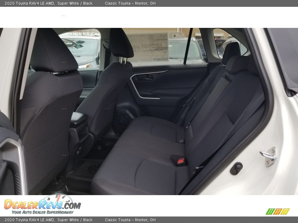 2020 Toyota RAV4 LE AWD Super White / Black Photo #3