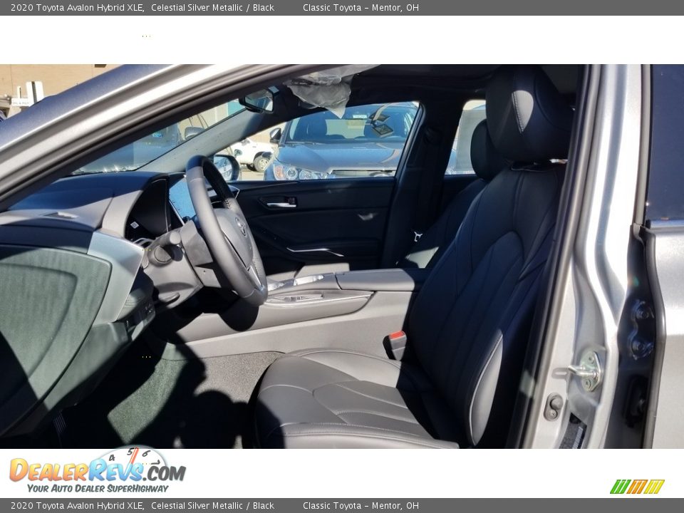 2020 Toyota Avalon Hybrid XLE Celestial Silver Metallic / Black Photo #2