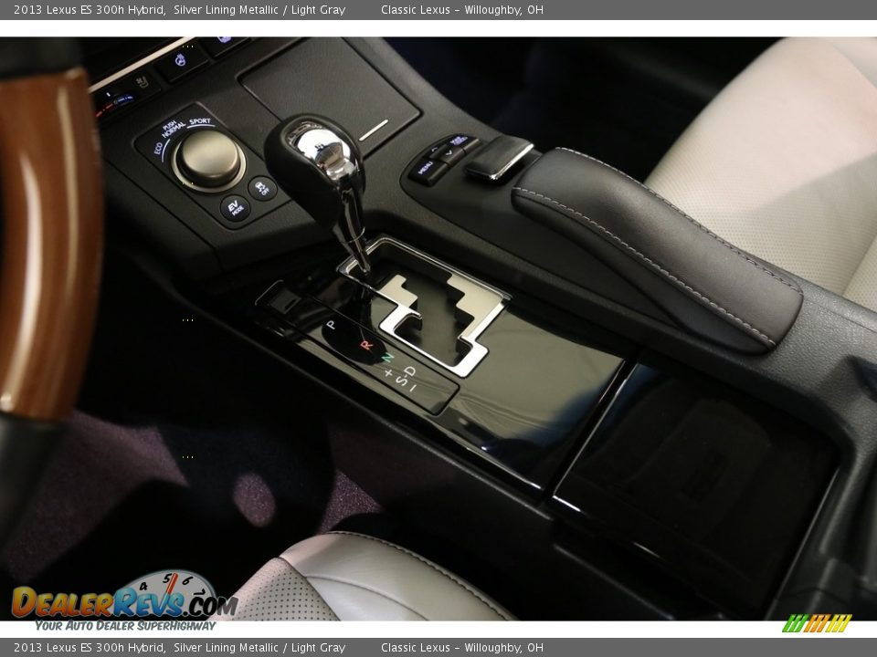 2013 Lexus ES 300h Hybrid Silver Lining Metallic / Light Gray Photo #17