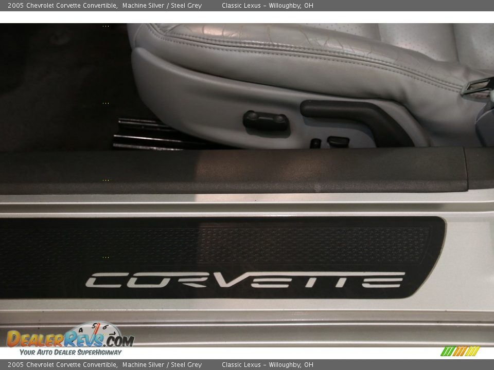 2005 Chevrolet Corvette Convertible Machine Silver / Steel Grey Photo #6