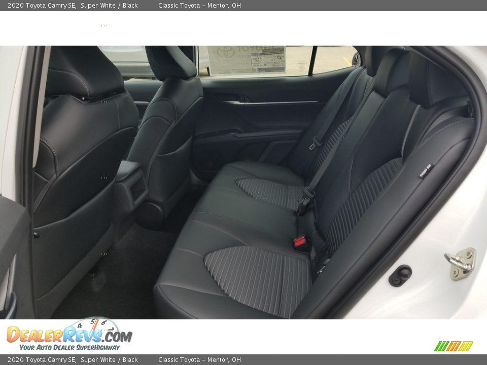 2020 Toyota Camry SE Super White / Black Photo #3