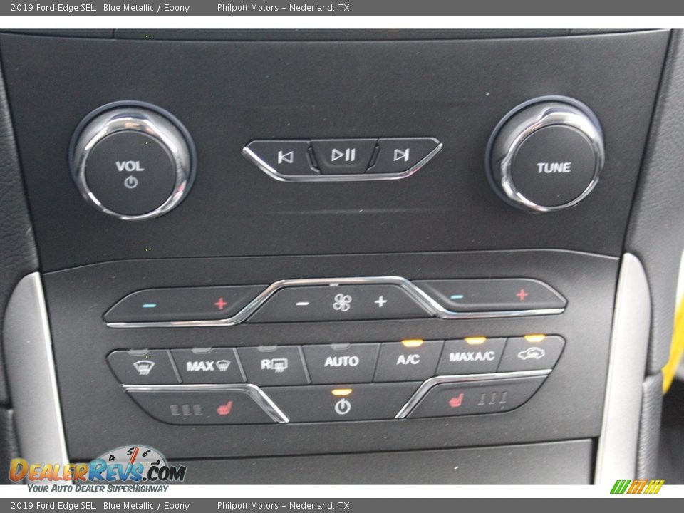 2019 Ford Edge SEL Blue Metallic / Ebony Photo #17