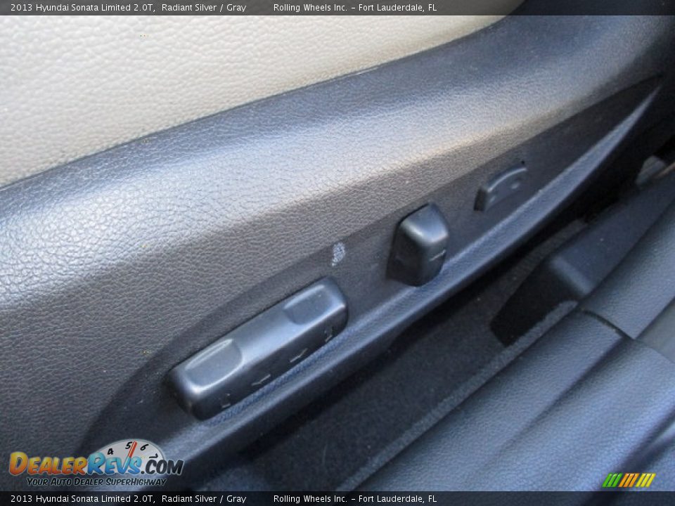 2013 Hyundai Sonata Limited 2.0T Radiant Silver / Gray Photo #18