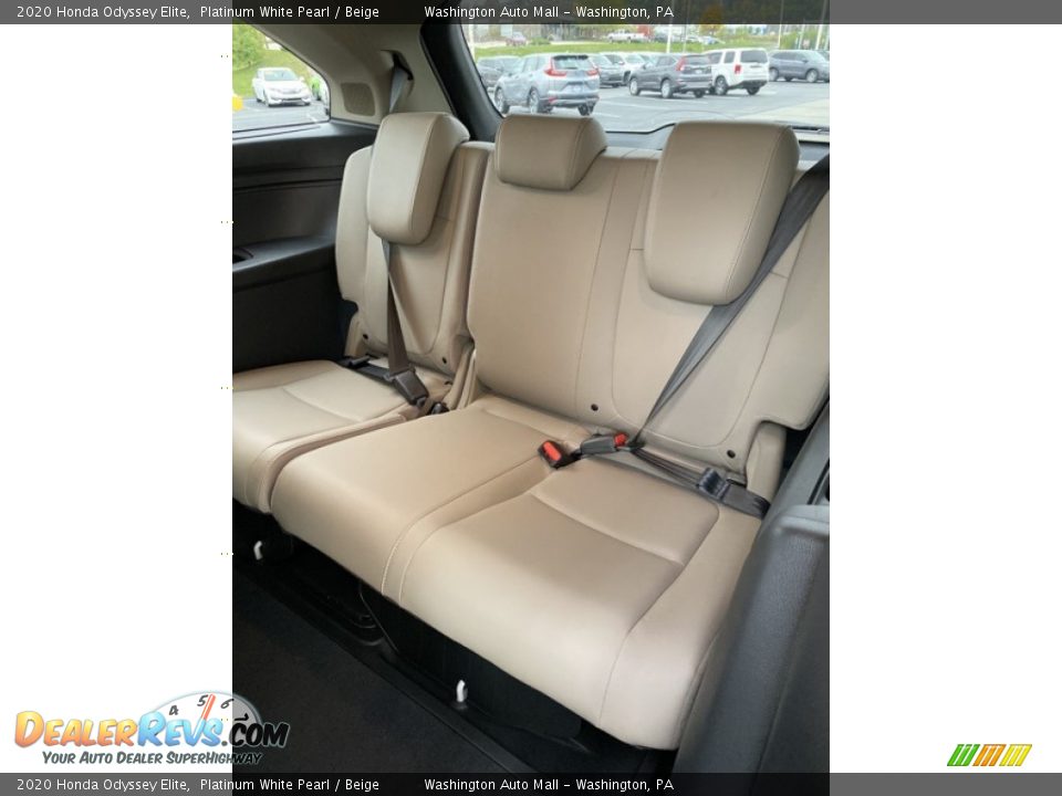 2020 Honda Odyssey Elite Platinum White Pearl / Beige Photo #18