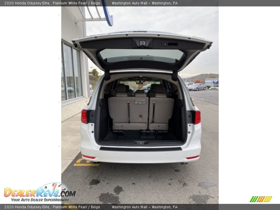 2020 Honda Odyssey Elite Platinum White Pearl / Beige Photo #21